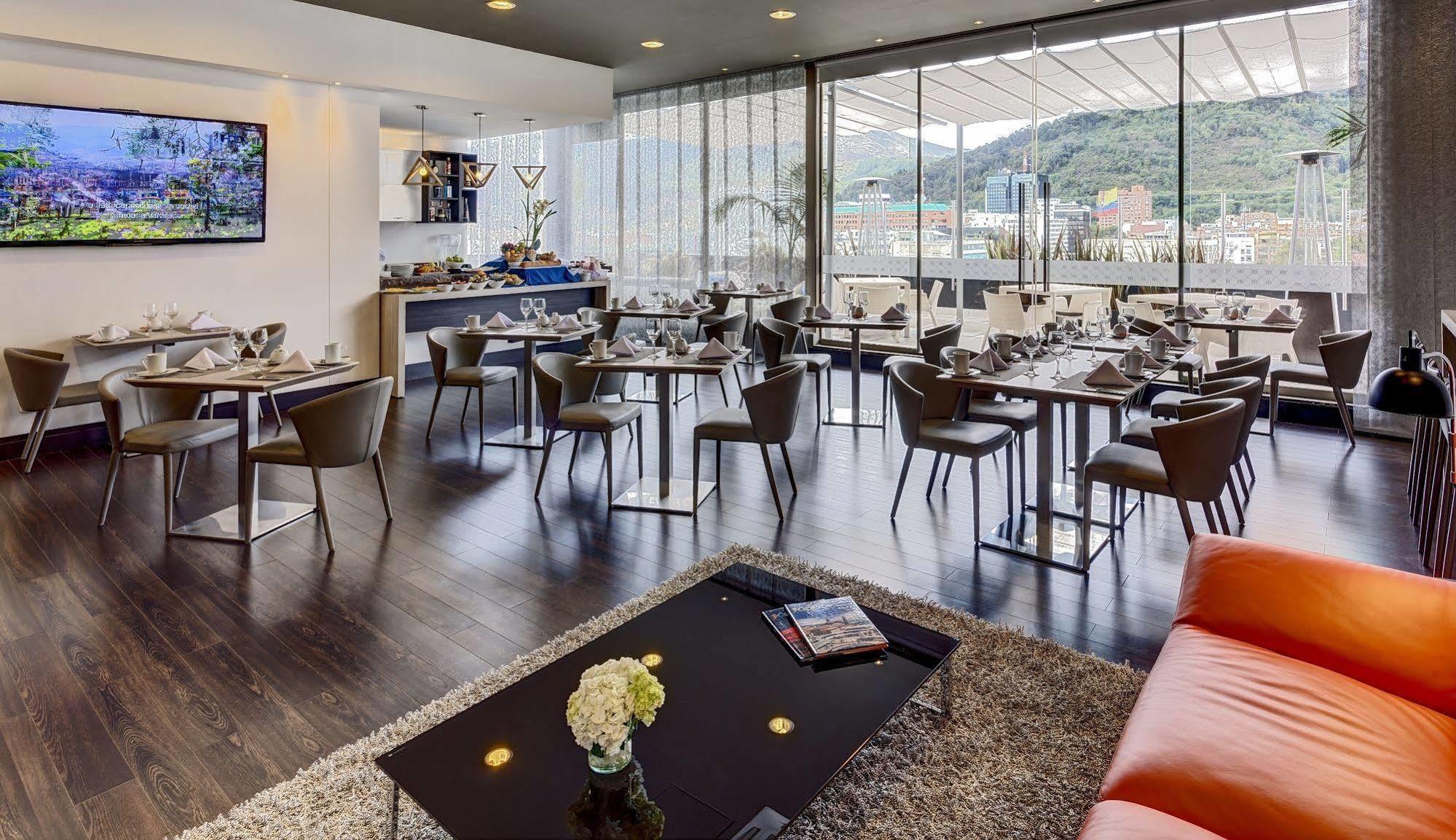 哥大公园93号希尔顿逸林酒店 波哥大 外观 照片